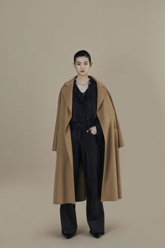 2018春夏服裝系列報導(dǎo):劉嘉玲個人品牌anirac,重新定義女性魅力